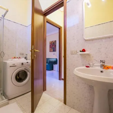 Sleeps 4 Apartament *
